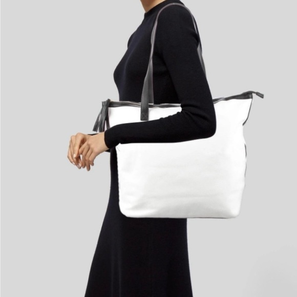 NWT Walter Baker Carly Bag - Picture 1 of 7
